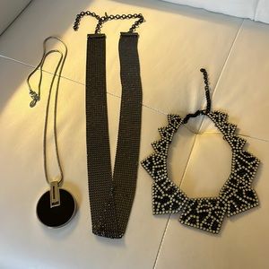 3 New Necklaces for less than the price of one🖤🖤🖤